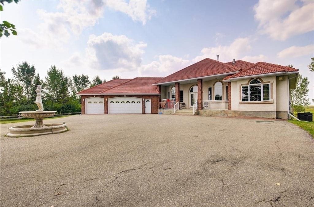243109 Paradise Road Chestermere